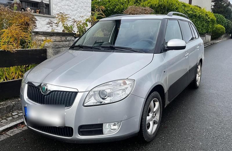 Silber Gebraucht 2008 Skoda Fabia Kombi | 1.800 € (Guter Preis) - Bild 1/4