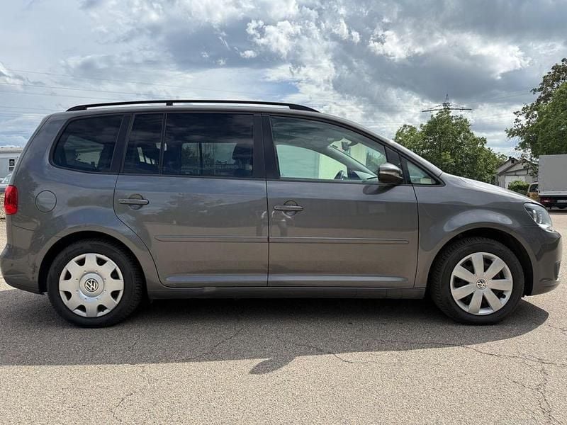 Gebraucht VW Touran Comfortline 105 PS (77 kW) 2012 Pepper grey Van / Kleinbus