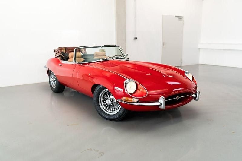 Gebraucht Jaguar E-Type 265 PS (194 kW) 1968 Rot Cabrio