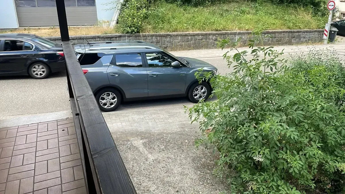 Gebraucht SsangYong Tivoli 163 PS (119 kW) 2022 Silber SUV