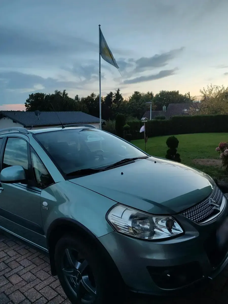 Gebraucht Suzuki SX4 135 PS (99 kW) 2010 Grün SUV