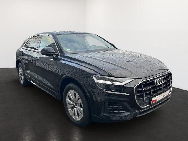 Gebraucht Audi Q8 381 PS (280 kW) 2021 Schwarz SUV