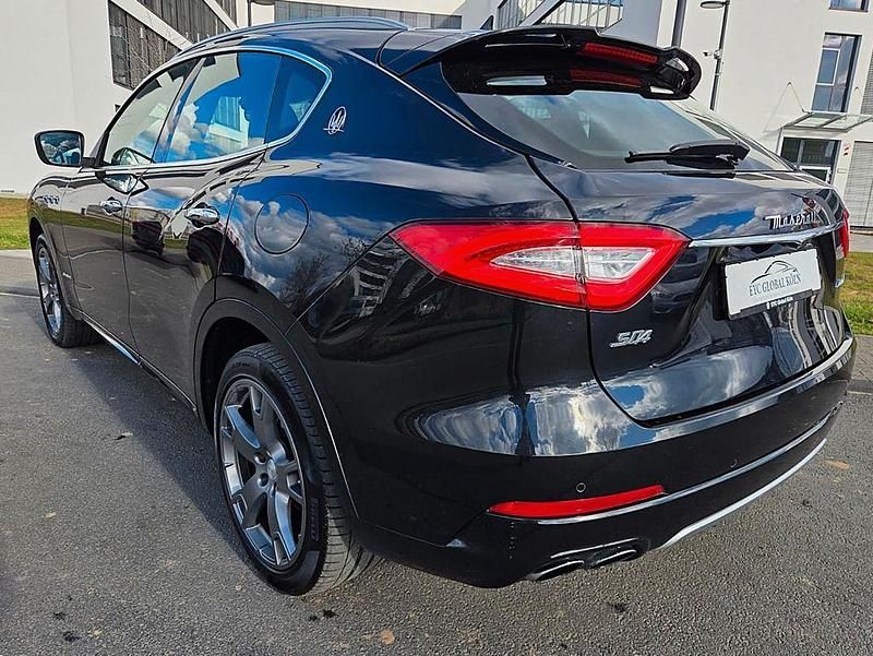 Gebraucht Maserati Levante 430 PS (316 kW) 2018 Schwarz SUV