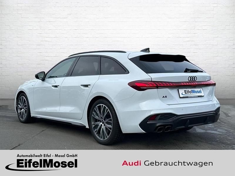 Gebraucht Audi A5 Sport 204 PS (150 kW) 2025 Weiß Kombi