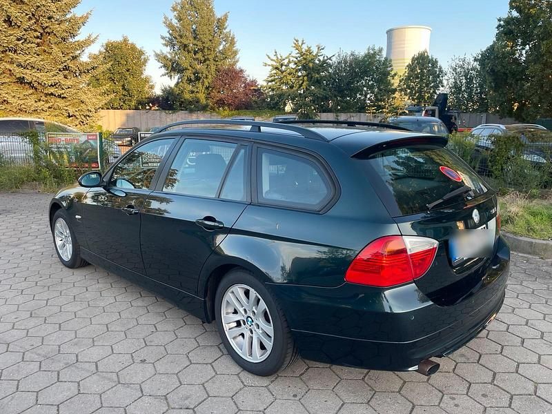Gebraucht BMW 318 136 PS (100 kW) 2007 Kombi