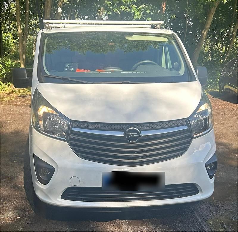 Gebraucht Opel Vivaro 145 PS (106 kW) 2016 Weiß Van / Kleinbus