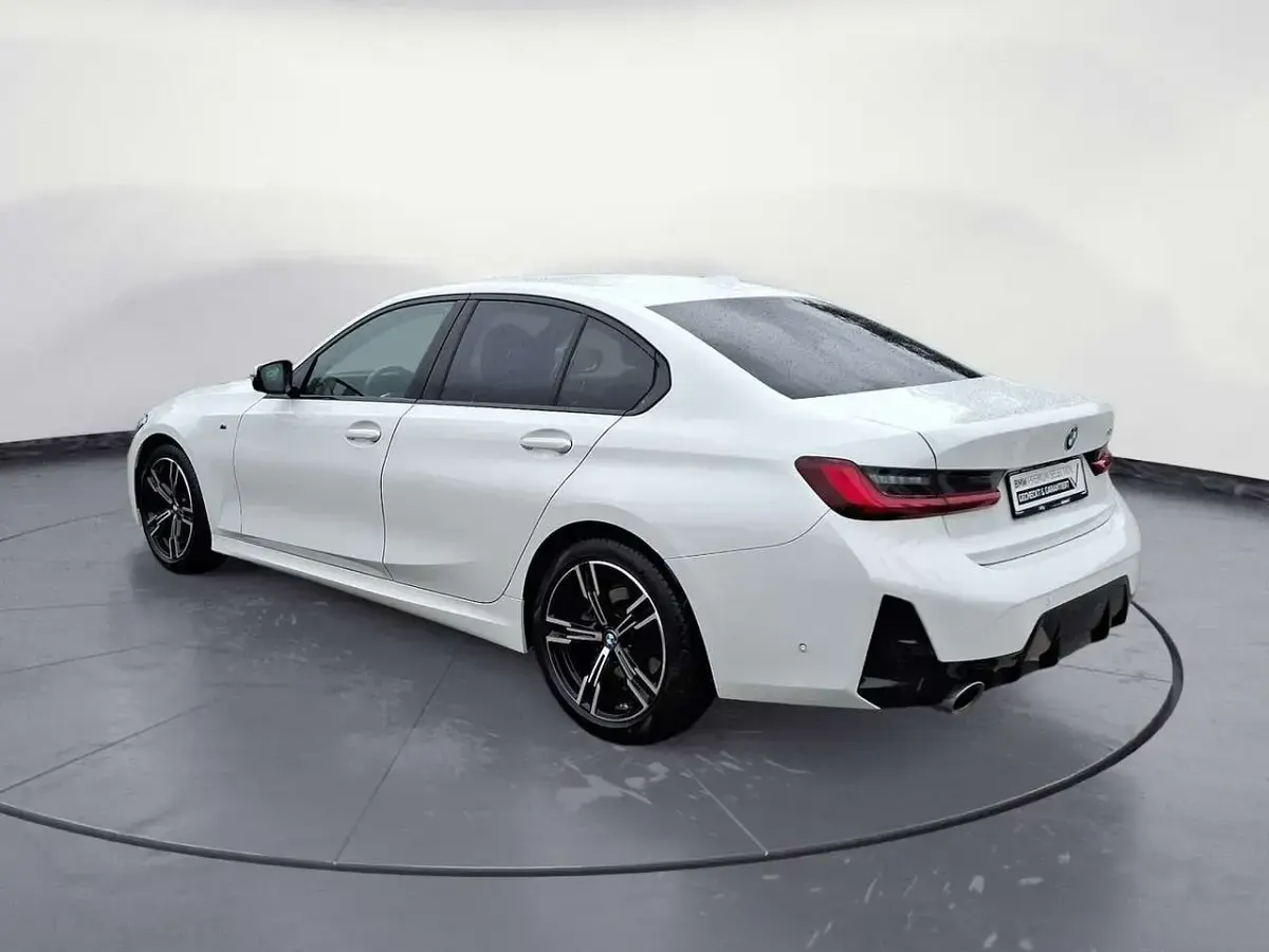 Gebraucht BMW 320 M Sport 184 PS (135 kW) 2025 Weiß Limousine