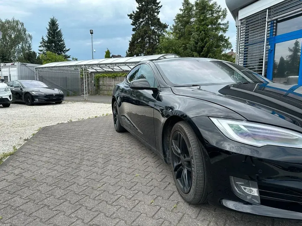 Gebraucht Tesla Model S 311 kW (423 PS) 2020 Schwarz Kleinwagen