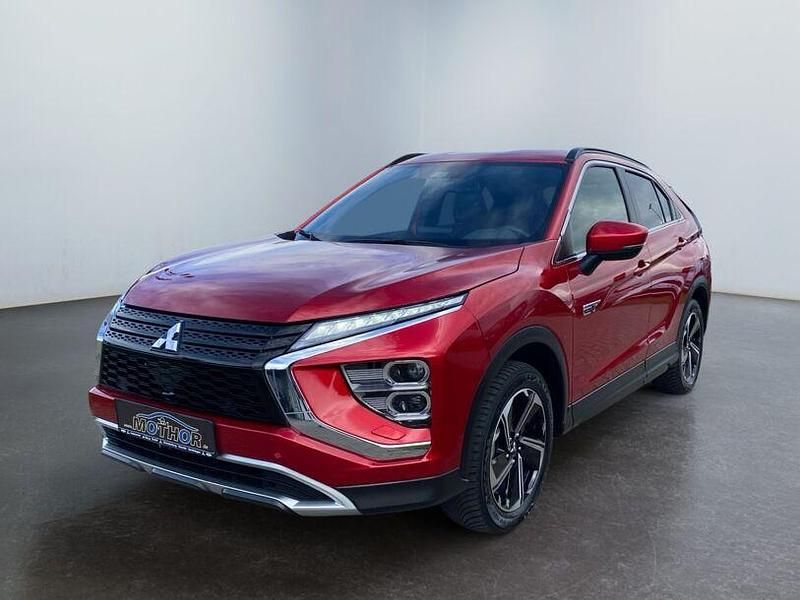 Gebraucht Mitsubishi Eclipse Cross Plus 188 PS (138 kW) 2022 Rot SUV