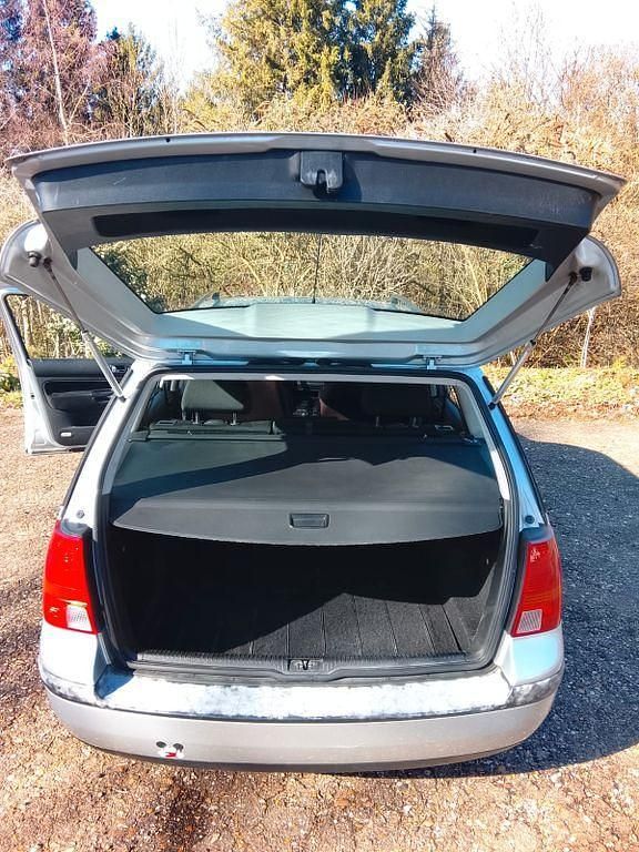 Gebraucht VW Golf IV Basis 105 PS (77 kW) 2002 Grau Kombi