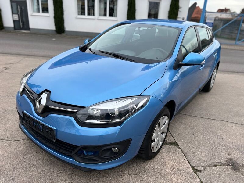 Gebraucht Renault Mégane III Authentique 116 PS (85 kW) 2015 Blau Limousine