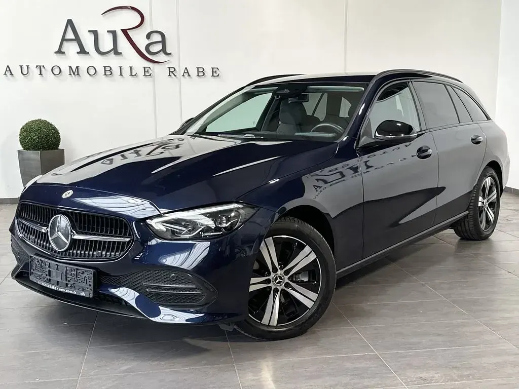 Gebraucht Mercedes 220 Avantgarde 220 PS (161 kW) 2022 Blau Limousine