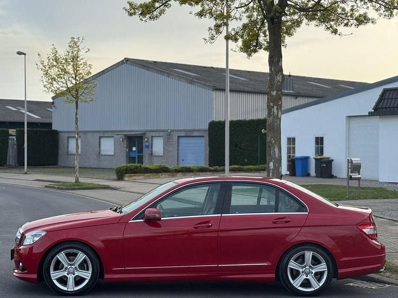 Gebraucht Mercedes C300 Avantgarde 231 PS (169 kW) 2010 Feueropal Limousine