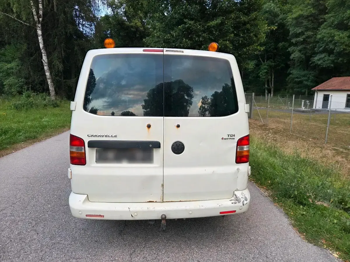 Gebraucht VW Caravelle 131 PS (96 kW) 2008 Weiß Van