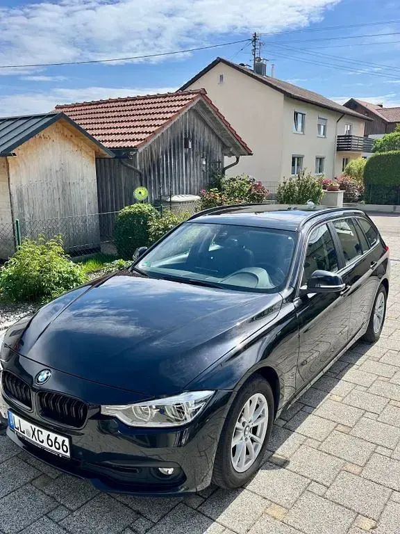 Gebraucht BMW 320 190 PS (139 kW) 2017 Schwarz Kombi