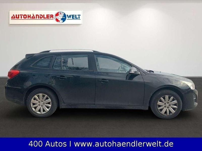 Gebraucht Chevrolet Cruze LS 117 PS (86 kW) 2014 Schwarz Kombi
