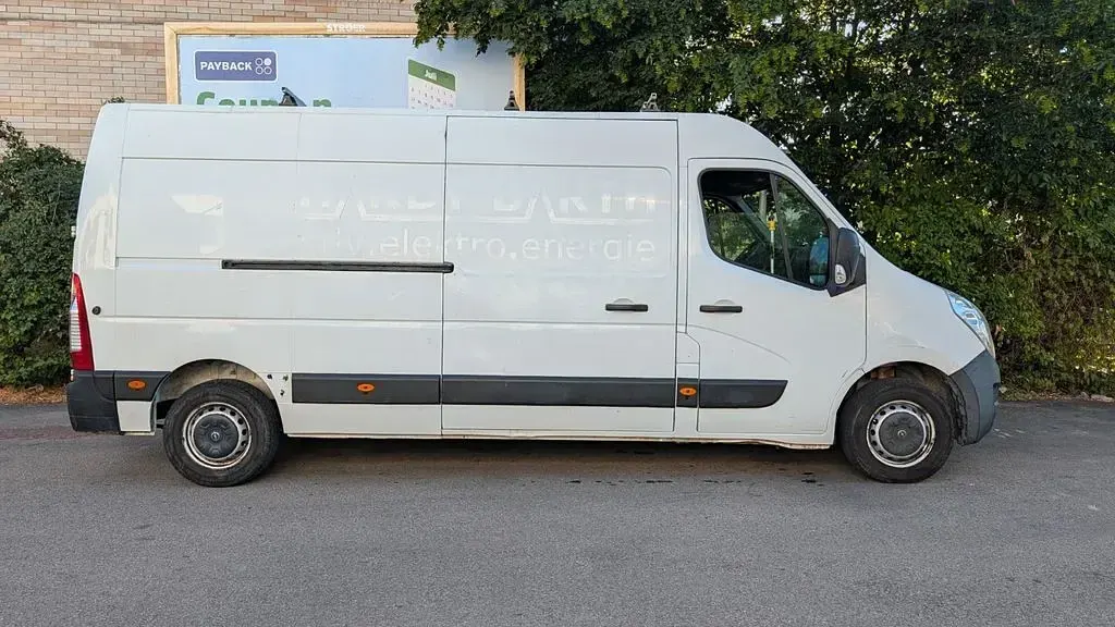 Gebraucht Opel Movano 145 PS (106 kW) 2016 Weiß Van / Kleinbus