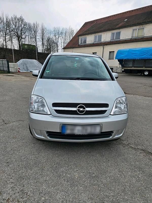Gebraucht Opel Meriva 90 PS (66 kW) 2005 Silber Van / Kleinbus