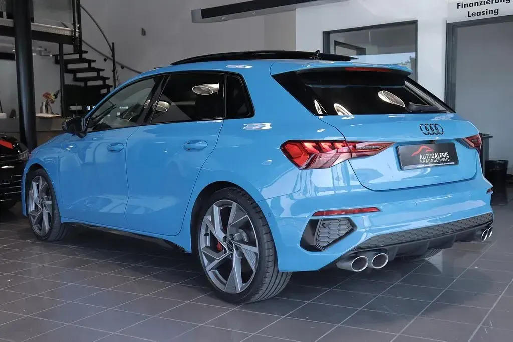 Gebraucht Audi S3 Sport 310 PS (228 kW) 2023 Turboblau Limousine
