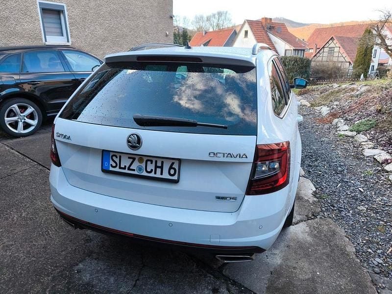Gebraucht Skoda Octavia RS 245 PS (180 kW) 2020 Weiß Kombi