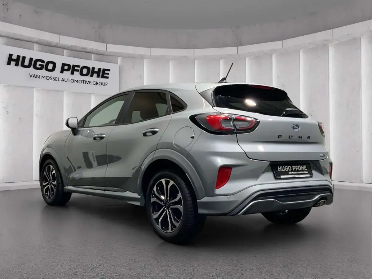 Gebraucht Ford Puma ST-Line 125 PS (91 kW) 2022 Solar silver metallic SUV