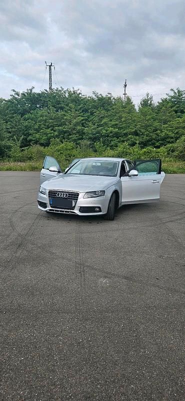 Używany Audi A4 160 KM (117 kW) 2008 Srebrny Sedan/Limuzyna