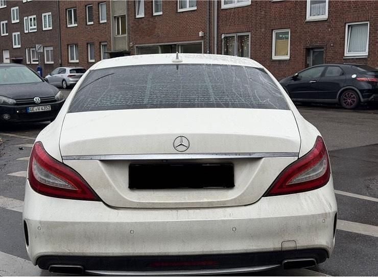 Gebraucht Mercedes CLS350 AMG 258 PS (189 kW) 2015 Weiß Limousine