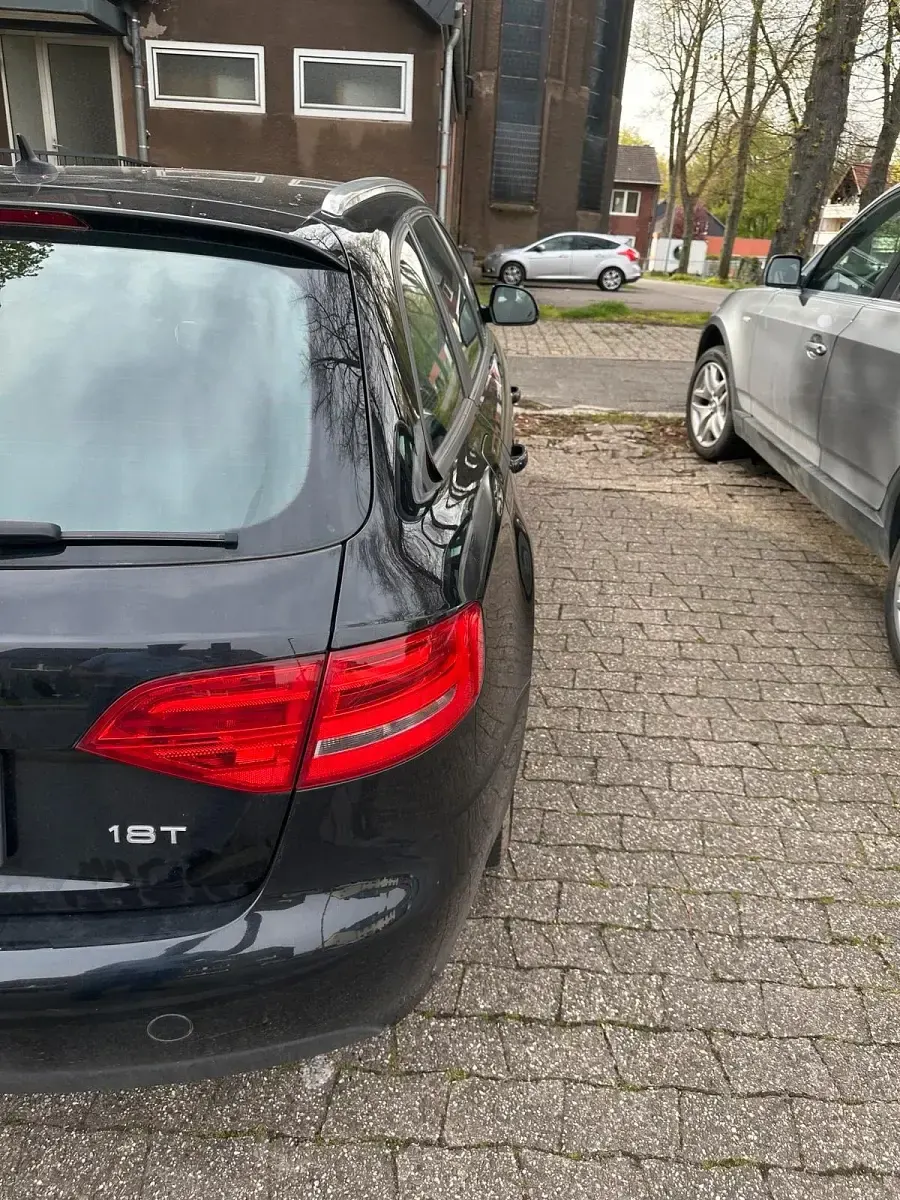 Second-hand Audi A4 160 CP (117 kW) 2009 Negru Break