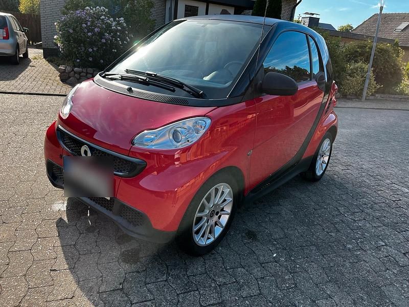 Rot Gebraucht 2014 Smart ForTwo Coupé Kleinwagen | 3.800 € (Fairer Preis) - Bild 1/4