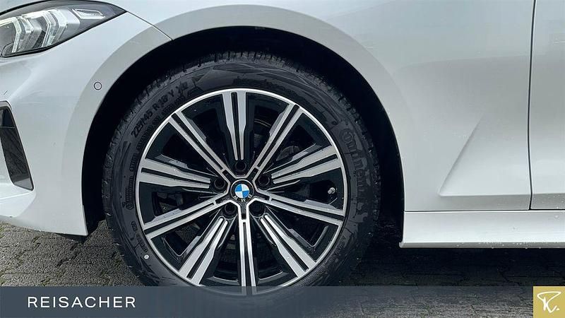 Gebraucht BMW 320 190 PS (139 kW) 2024 Weiß Limousine