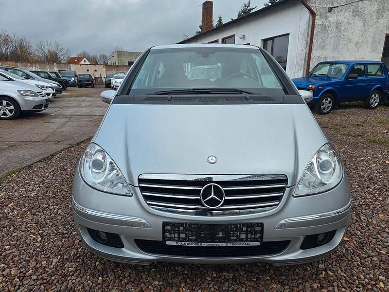 Gebraucht Mercedes A180 109 PS (80 kW) 2008 Silber Kleinwagen