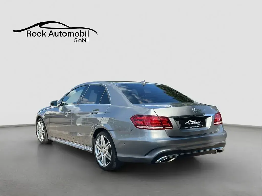 Gebraucht Mercedes E250 AMG line 204 PS (150 kW) 2015 Silber Limousine