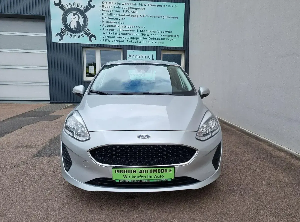 Gebraucht Ford Fiesta Cool & Connect 95 PS (69 kW) 2020 Silber Kleinwagen