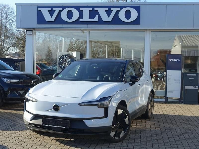 Blau Gebraucht 2025 Volvo EX30 Performance SUV | 36.900 € (Guter Preis) - Bild 1/4