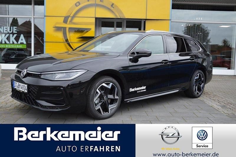 Schwarz Gebraucht 2024 VW Passat R-line Kombi | 47.490 € (Fairer Preis) - Bild 1/4