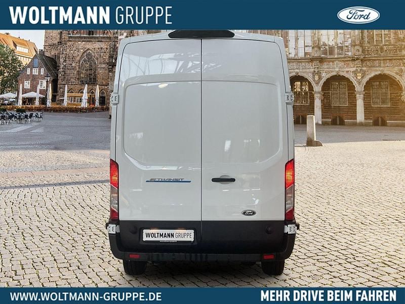 Gebraucht Ford Transit Trend 135 kW (184 PS) 2023 Frostweiß Limousine