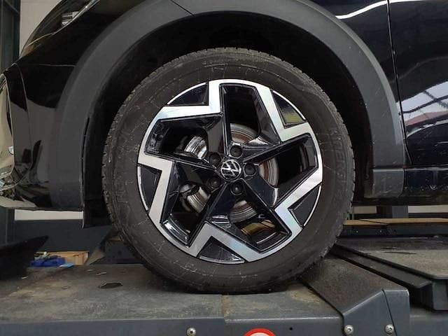 Gebraucht VW Taigo R-line 116 PS (85 kW) 2025 Deep black perleffekt SUV