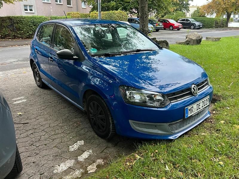 Blau Gebraucht 2010 VW Polo Kleinwagen | 2.800 € - Bild 1/4
