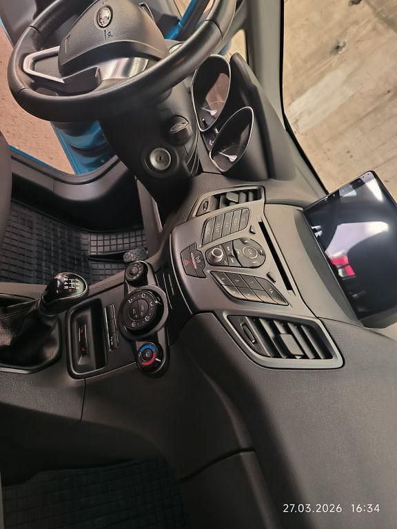 Używany Ford Fiesta Trend 60 KM (44 kW) 2016 Niebieski Hatchback
