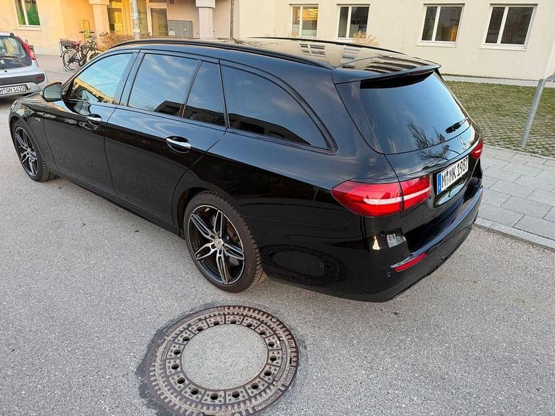 Gebraucht Mercedes E43 AMG AMG 401 PS (294 kW) 2017 Schwarz Limousine