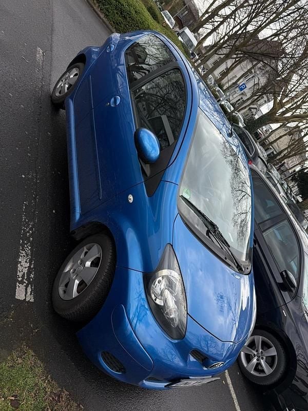 Blau Gebraucht 2010 Toyota Aygo Kleinwagen | 3.500 € (Fairer Preis) - Bild 1/4