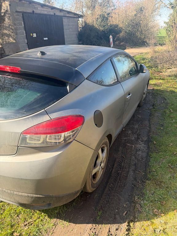 Gebraucht Renault Mégane III Bose Edition 131 PS (96 kW) 2011 Schwarz Coupé