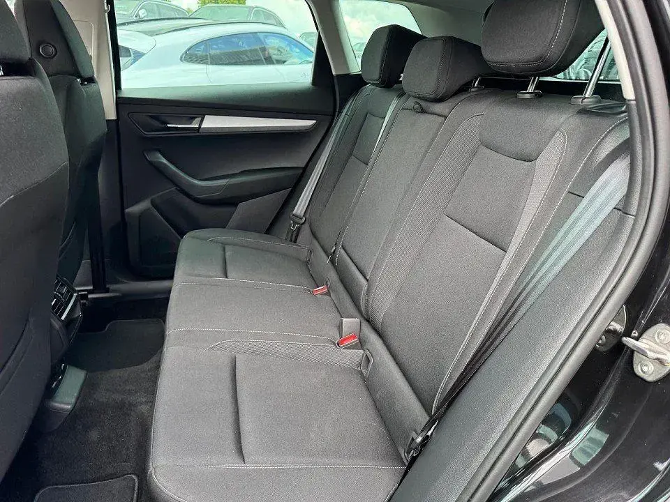 Gebraucht Skoda Karoq Selection 116 PS (85 kW) 2024 Schwarzmagic perleffekt SUV