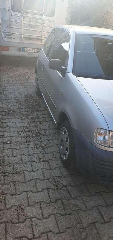 Gebraucht Seat Arosa Comfort 60 PS (44 kW) 1999 Silber Kleinwagen