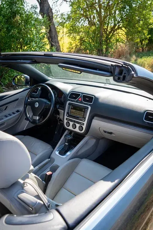 Gebraucht VW Eos 140 PS (102 kW) 2008 Grau Cabrio