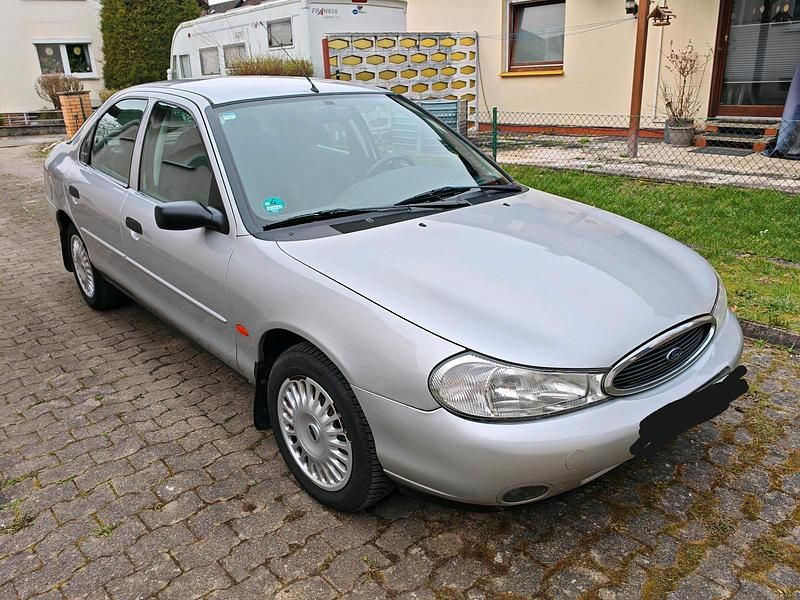 Gebraucht Ford Mondeo 115 PS (84 kW) 1999 Grau Limousine