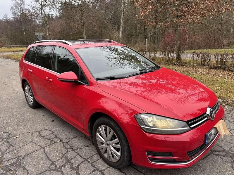 Gebraucht VW Golf VII Highline 150 PS (110 kW) 2015 Rot Kombi