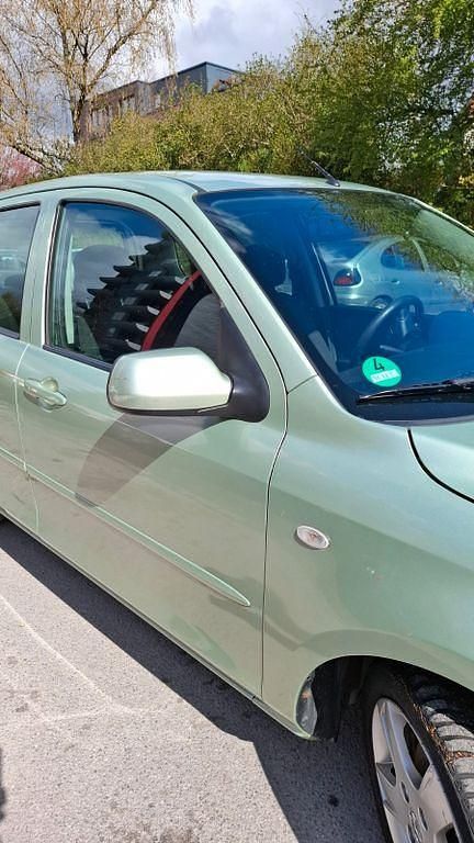 Gebraucht Mazda 2 Exclusive 80 PS (58 kW) 2006 Grün Kleinwagen