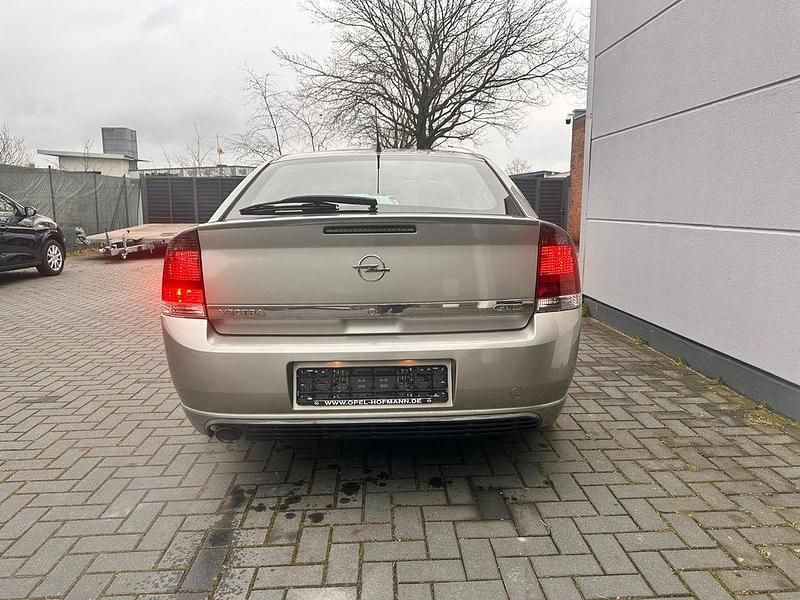 Gebraucht Opel Vectra GTS 147 PS (108 kW) 2003 Gold Limousine