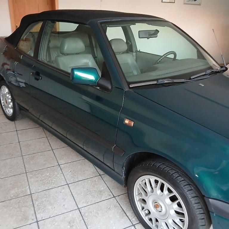 Gebraucht VW Golf Cabriolet Edition 90 PS (66 kW) 1995 Grün Cabrio